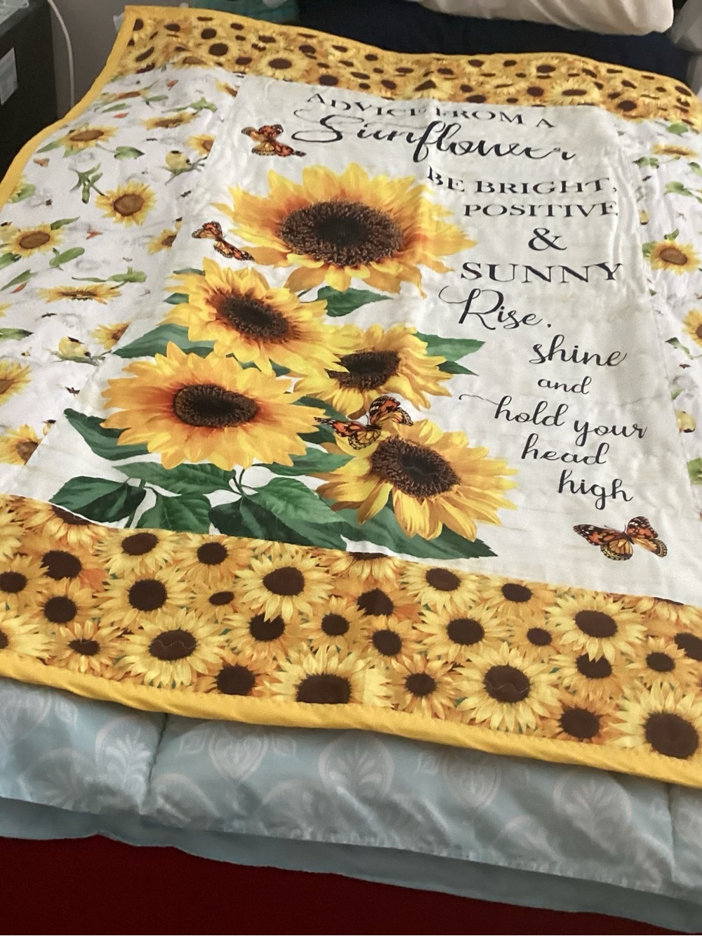 Sunflower Print Plush Throw Blanket - Yellow & White